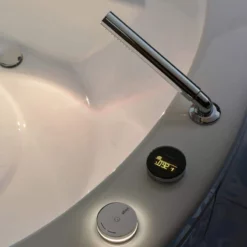 Pamela Acrylic 68 Inch Freestanding Round Bathtub - White -VINTAGE TUB Store pam wht std 06